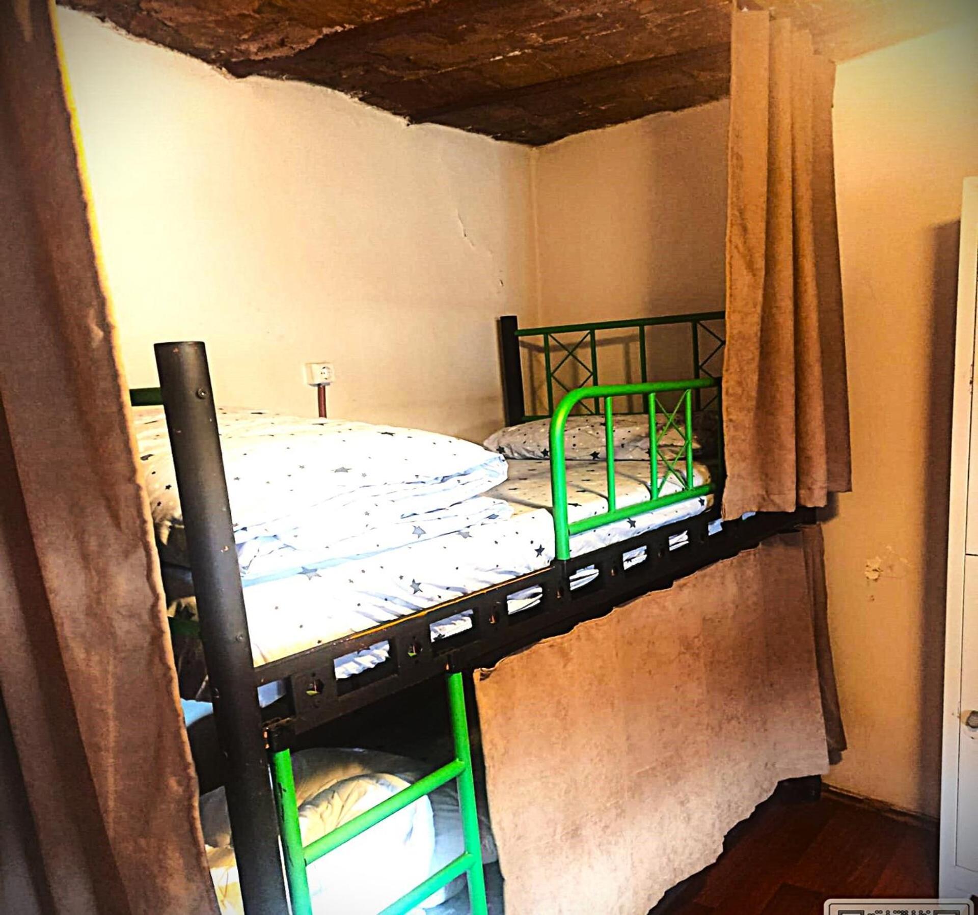 Galata West Hostel อิสตันบูล ภายนอก รูปภาพ