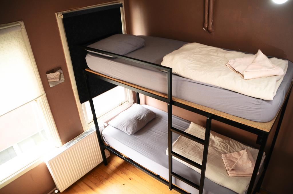 Galata West Hostel อิสตันบูล ภายนอก รูปภาพ