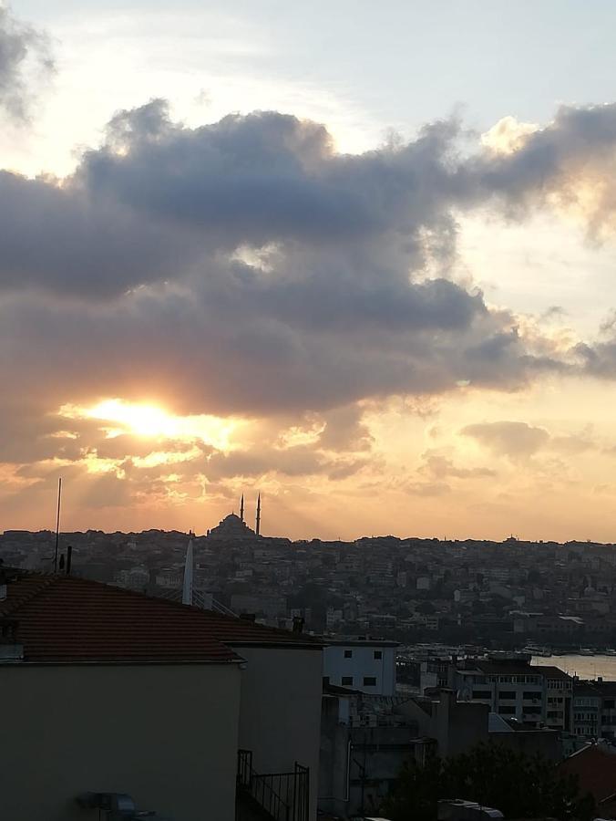 Galata West Hostel อิสตันบูล ภายนอก รูปภาพ
